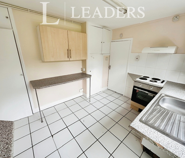2 bedroom maisonette to rent Thistley Hough, Stoke-on-Trent, ST4 - Photo 1
