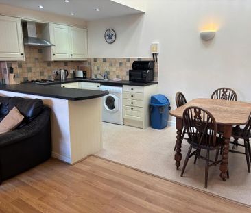 2 bedroom terraced house to rent - Photo 5