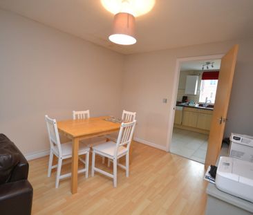 4 bed Town House for Rent - Photo 5