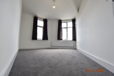 1 Bed Flat, Crawley Green Road, LU2 - Photo 4