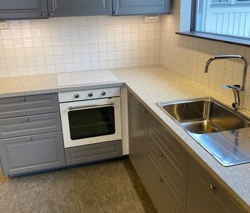 Långbrodalsvägen, Älvsjö - Photo 1