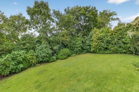 For Lease - 11 Tudor Gate, Toronto, Ontario - Photo 5