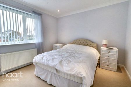 3 bedroom semi-detached house to rent - Photo 4