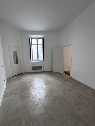 Location Appartement 3 pièces 66m² MONTPELLIER 34000 - Photo 2