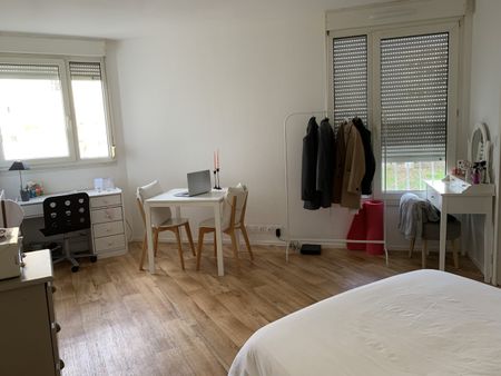 Location Appartement 1 pièce 27m² RENNES 35000 - Photo 2