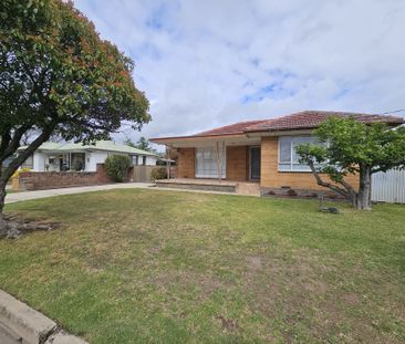 7 Mulqueeny Street - Photo 5