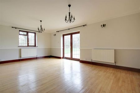 7 bedroom detached house to rent - Photo 4