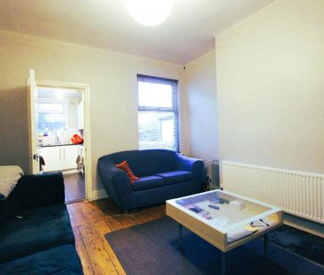 5 bedroom terraced house to rent - Photo 1