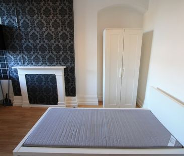 Studio Flat, The Broadway, SW19 - Photo 5