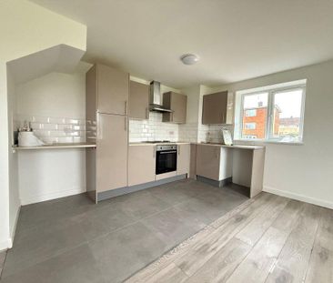 2 bedroom maisonette to rent - Photo 5