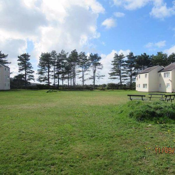 3 bedroom property to rent - Photo 1