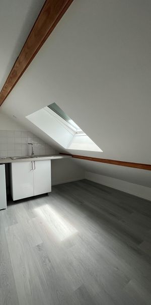 Studio - Photo 1