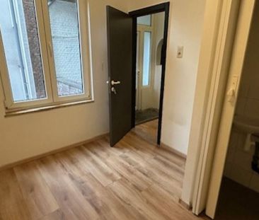 Appartement te huur in Antwerpen voor € 750 met 1 slaapkamer - Foto 6