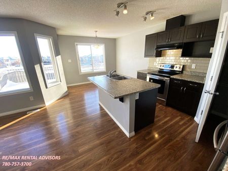 2009 118 Street Southwest - Photo 4