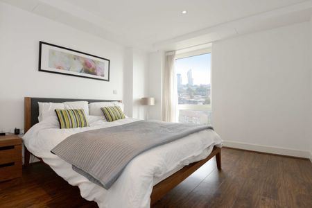 Salamanca Place, London, SE1 7HB - Photo 5