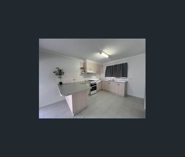 Stylish & Low-Maintenance Living in Shepparton - Photo 3