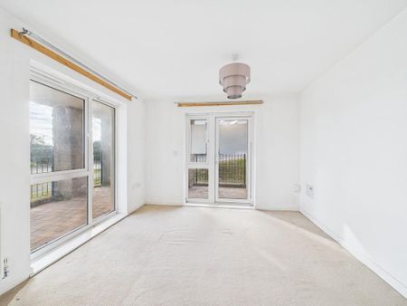 1 bedroom ground floor flat to rent - Photo 5