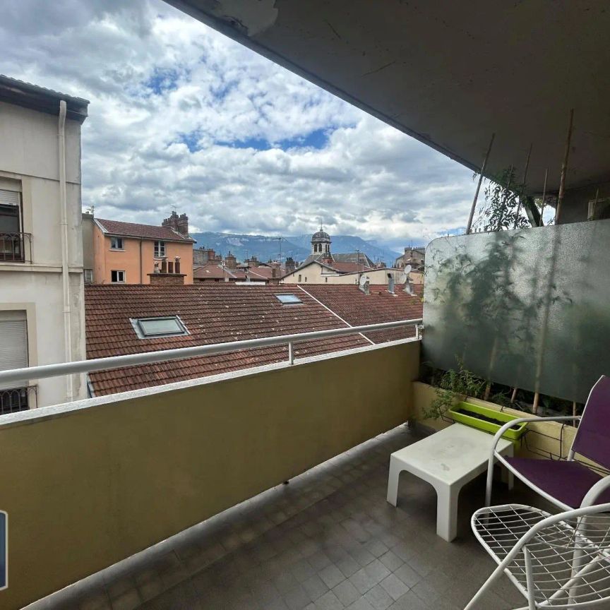 Appartement à louer 2 pièces 73.34m² - Photo 1