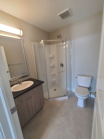 For Lease - 177 Edgevalley Road Unit# 160, London East, Ontario - Photo 4