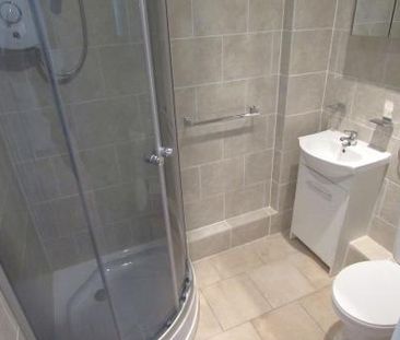 5 Bed Student Home - 31 Somner Close - Photo 1