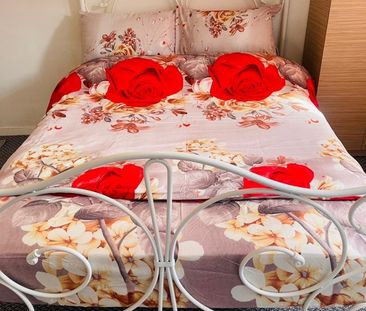 Room in a Shared Flat, Harts Lane, IG11 - Photo 5