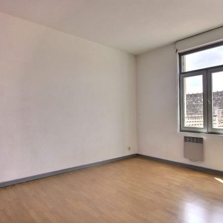 Clermont-Ferrand / Lycées - Appartement T3 - 59 m² - Parking couvert - Photo 3