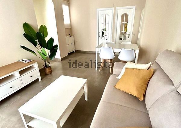 Alquiler de piso en Calle Navas, 11