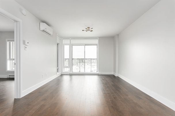 353 Boul. Brunswick, #607 - Photo 1
