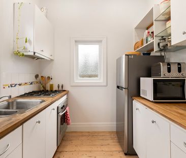 124 Mitchell Street, Northcote VIC 3070 - House For Rent | Domain - Photo 6