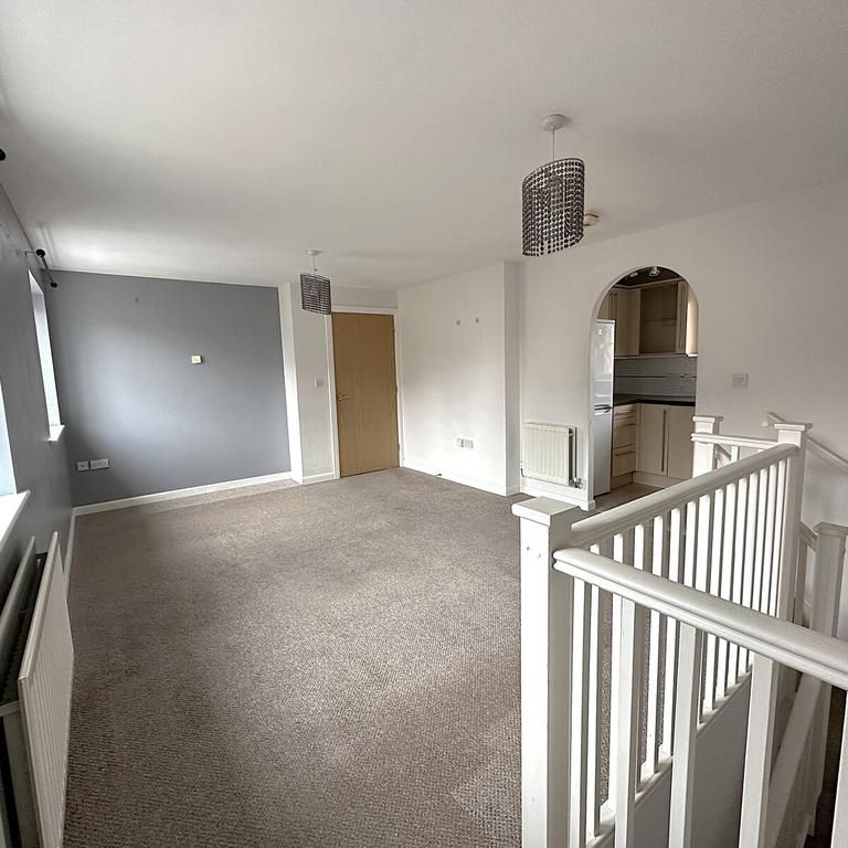 2 bedroom semi-detached house to rent - Photo 1