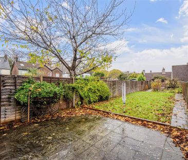 2 bedroom semi-detached house to rent - Photo 3