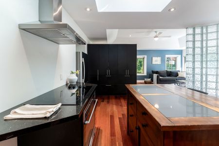 For Lease - 34 Monkton Avenue Unit# MAIN, Toronto, Ontario - Photo 2