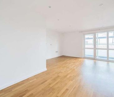 Slough, Berkshire, SL1 - Photo 4