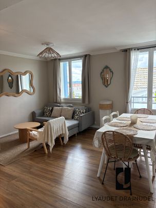 Location Appartement 5 pièces 84m² - Photo 1