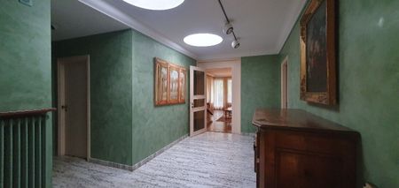 ELEGANT AND COMFORTABLE PENTHOUSE - Photo 4