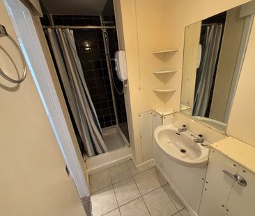 Bronwydd, Birchgrove, SWANSEA - Photo 3