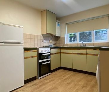 3 bedroom link detached house to rent - Photo 6