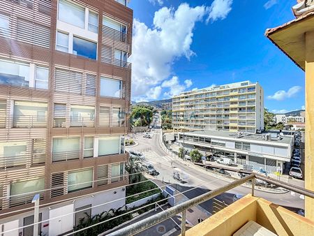 Charmant Studio Meublé – Secteur Laetitia - Photo 4