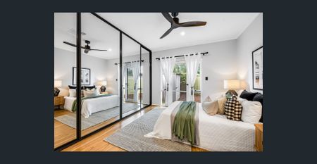 Renovated Homette in Ideal Location - Photo 4