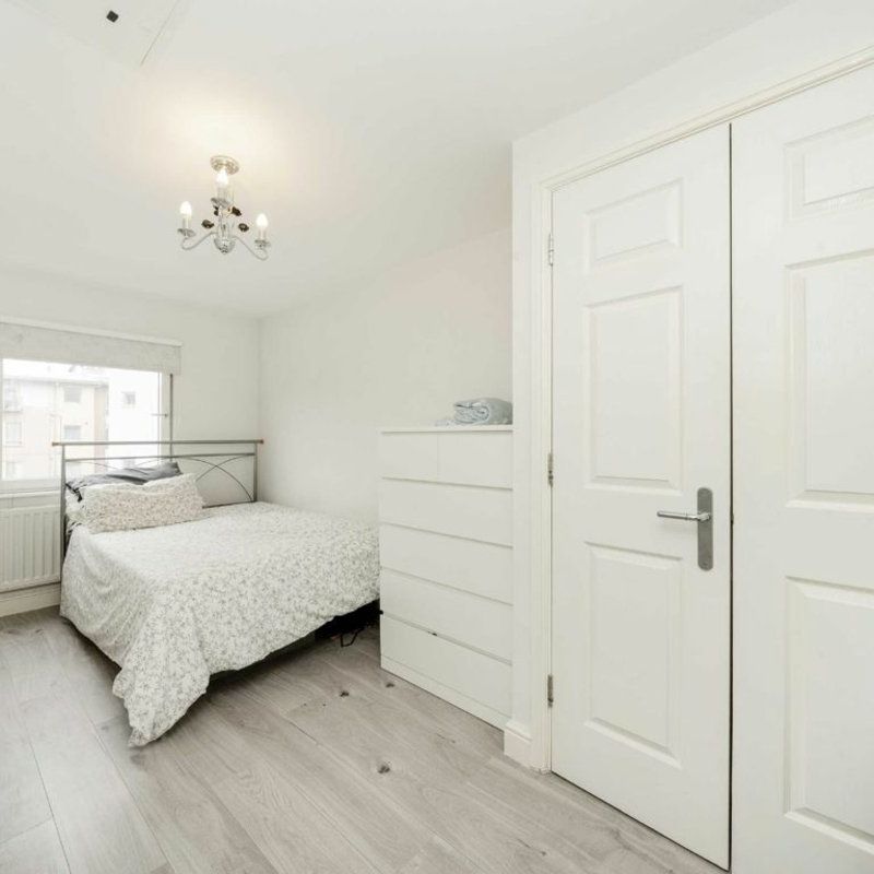 Crown Close - Photo 1