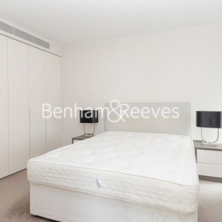 1 Bedroom flat to rent in Southbank Tower, Waterloo, SE1 - Photo 1