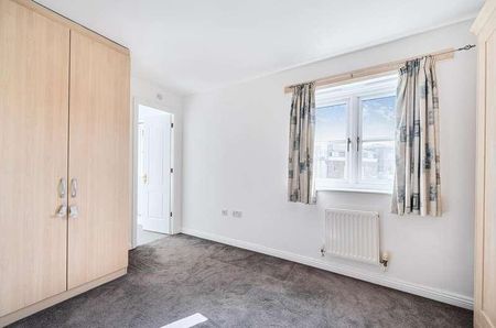 Lady Aylesford Avenue, Stanmore, HA7 - Photo 5