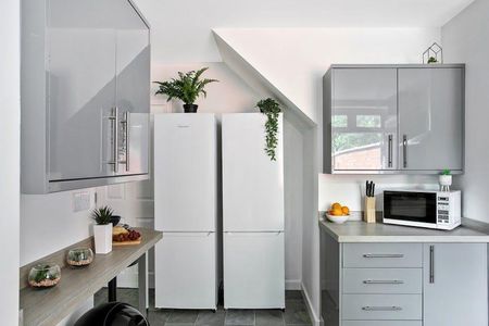 4 bedroom house share to rent - Photo 2