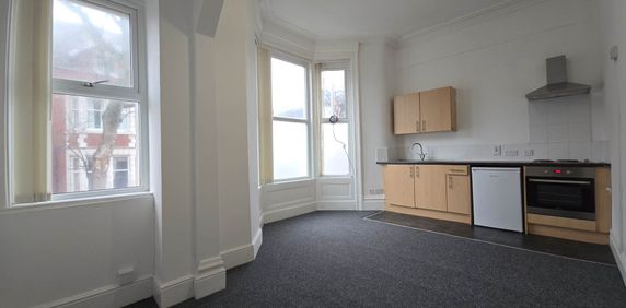 Adelaide Street, Blackpool - Photo 2