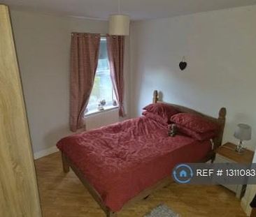 2 bedroom terraced house to rent - Photo 3