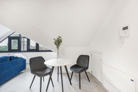 Studio to rent - Photo 2