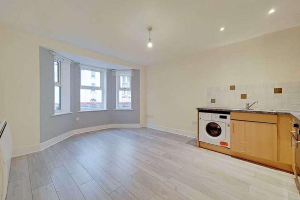 Ridley Road, Wimbledon, London, SW19 - Photo 1