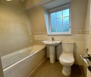 7 Trinity Gate, Lisburn, BT28 3FR - Photo 6