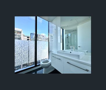 Fantastic 2 bedroom apartment in this stylish building - Photo 2