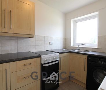 Springland Close, Ipswich - Photo 3